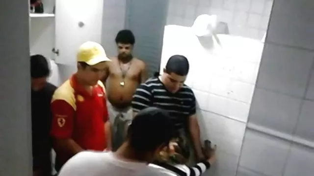 Sex bez rejestracji W mamuski w rajtuzach domu