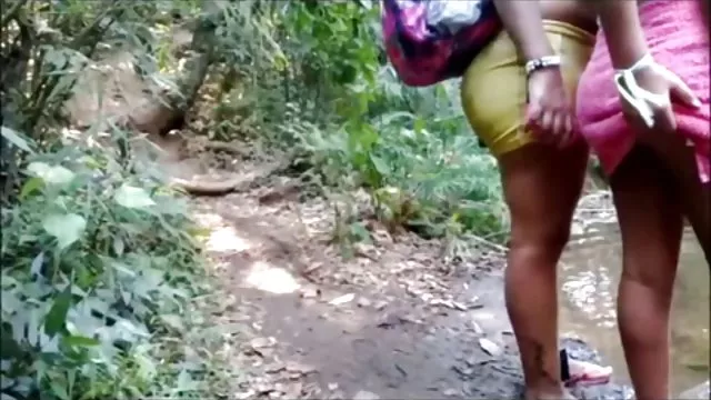 Sex bez rejestracji Czarna kura wojskowe blondynki i nudne sąsiedzi xxx mamuski